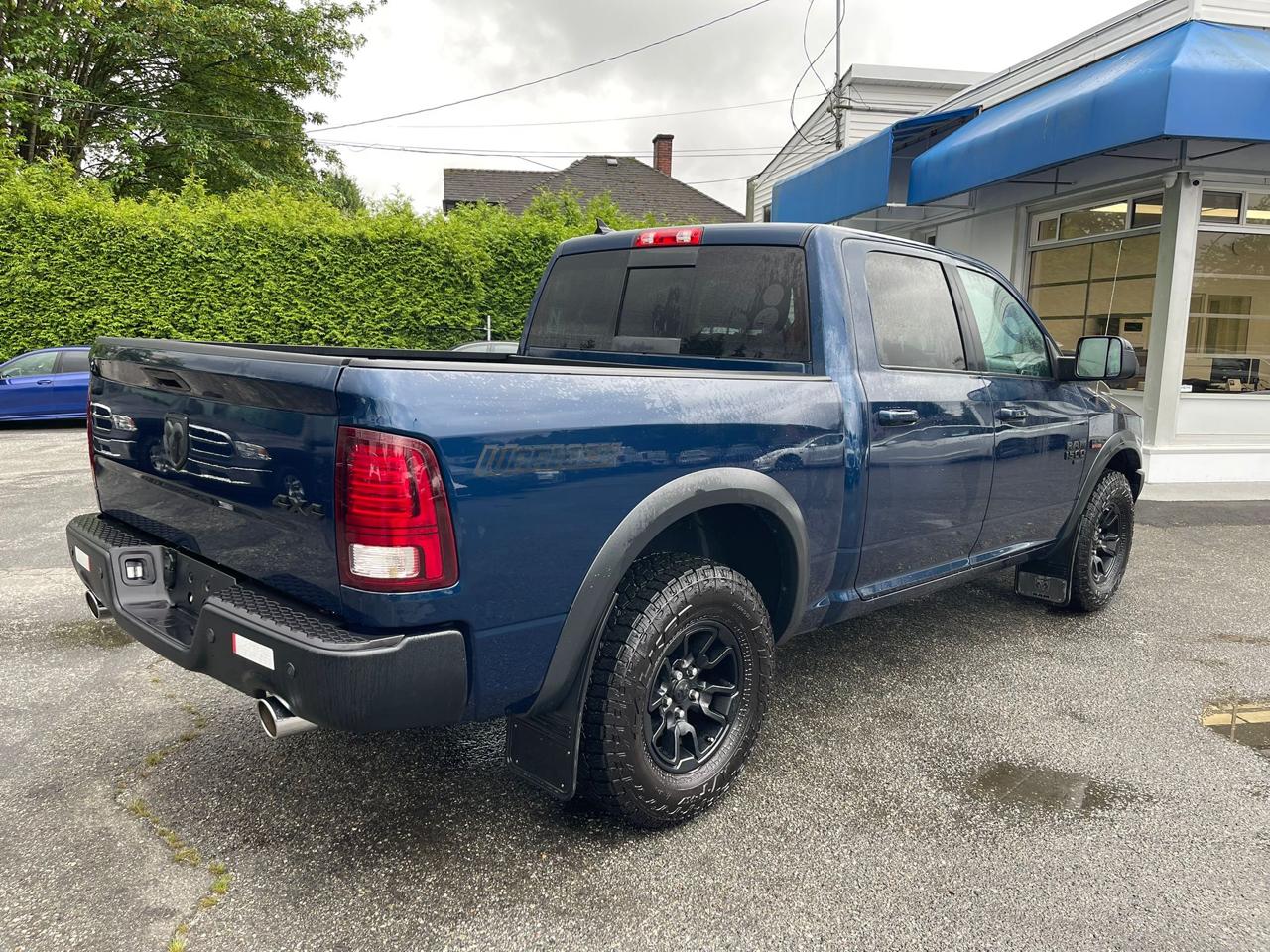 RAM 1500 Classic Warlock 4x4 Crew Cab 5'7" Box 2021