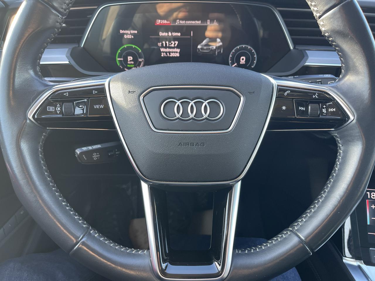 Audi E-Tron Progressiv quattro 2019
