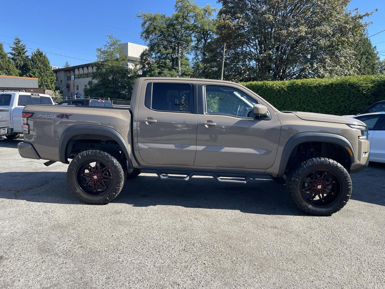 Nissan Frontier Crew Cab 4x4 PRO-4X Auto 2022
