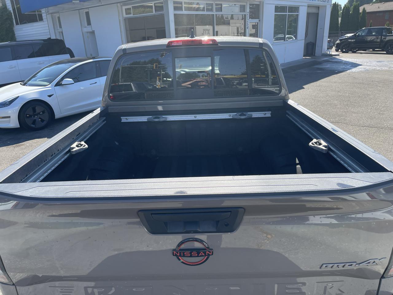 Nissan Frontier Crew Cab 4x4 PRO-4X Auto 2022
