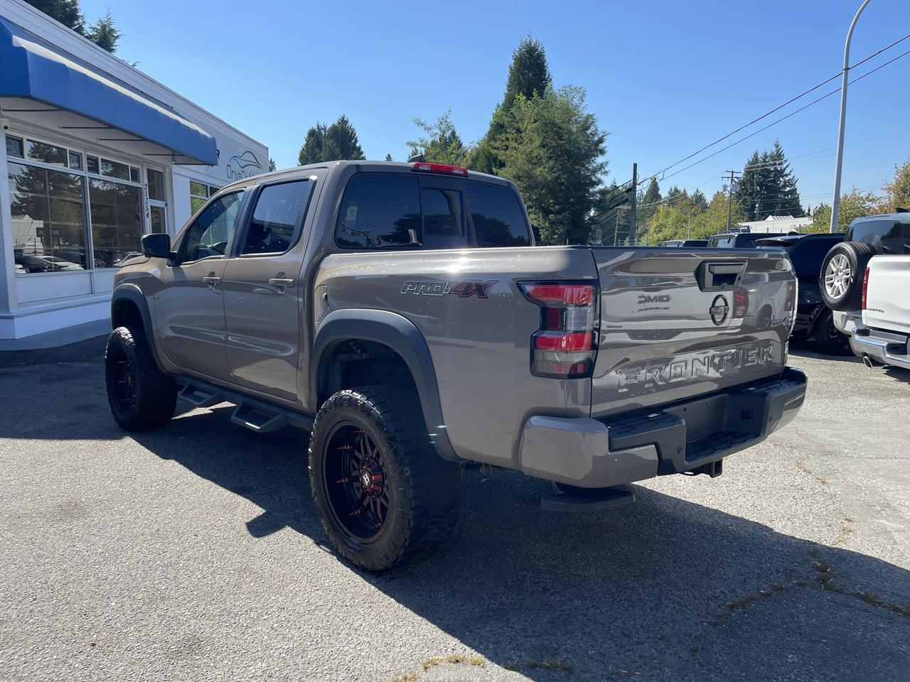 Nissan Frontier Crew Cab 4x4 PRO-4X Auto 2022