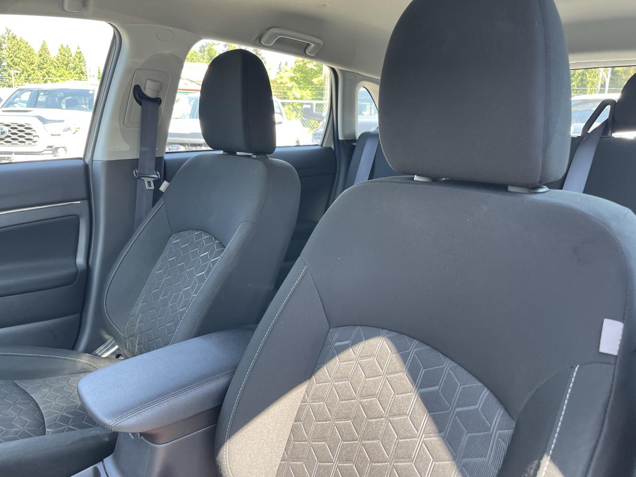 Mitsubishi RVR ES AWC 2023