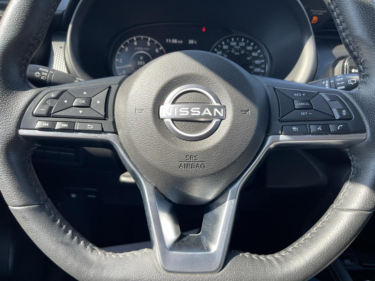 Nissan Kicks SV FWD 2024
