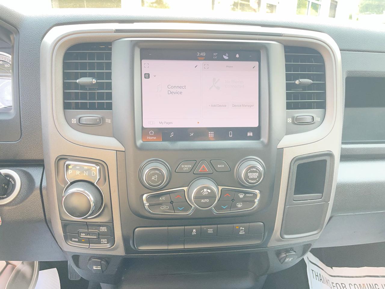 RAM 1500 Classic Express 4x4 Crew Cab 5'7" Box 2022