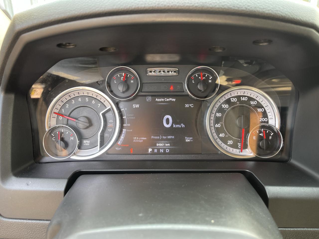RAM 1500 Classic Express 4x4 Crew Cab 5'7" Box 2022