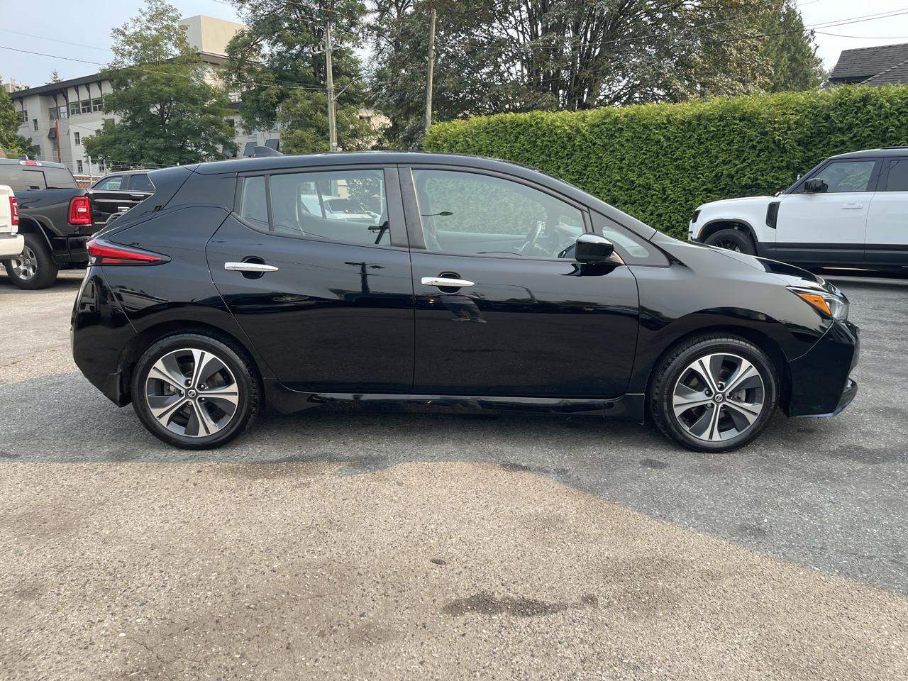 Nissan Leaf SV PLUS Hatchback 2020