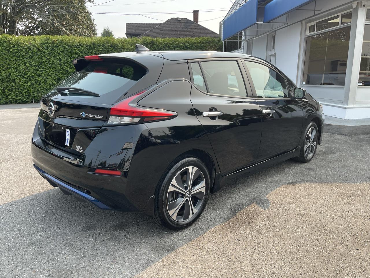 Nissan Leaf SV PLUS Hatchback 2020