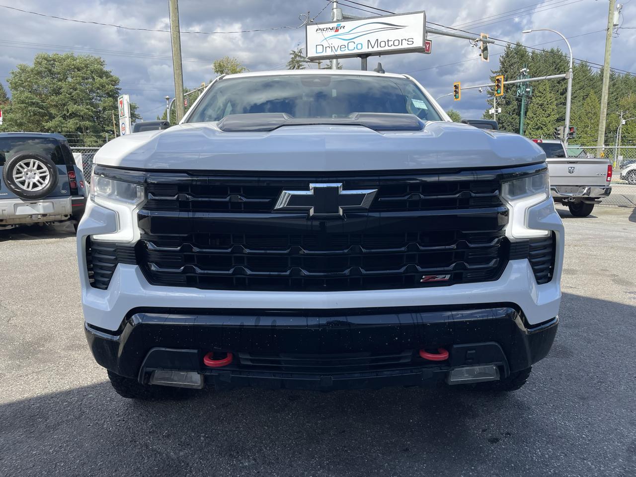 Chevrolet Silverado 1500 4WD Crew Cab 157" LT Trail Boss 2024