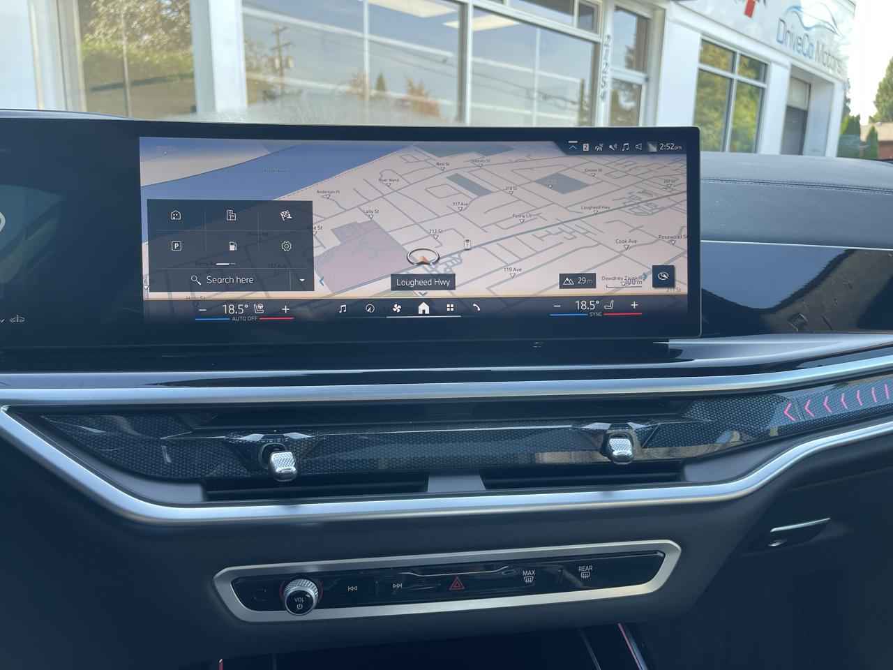 BMW X7 xDrive40i Sports Activity Vehicle 2025
