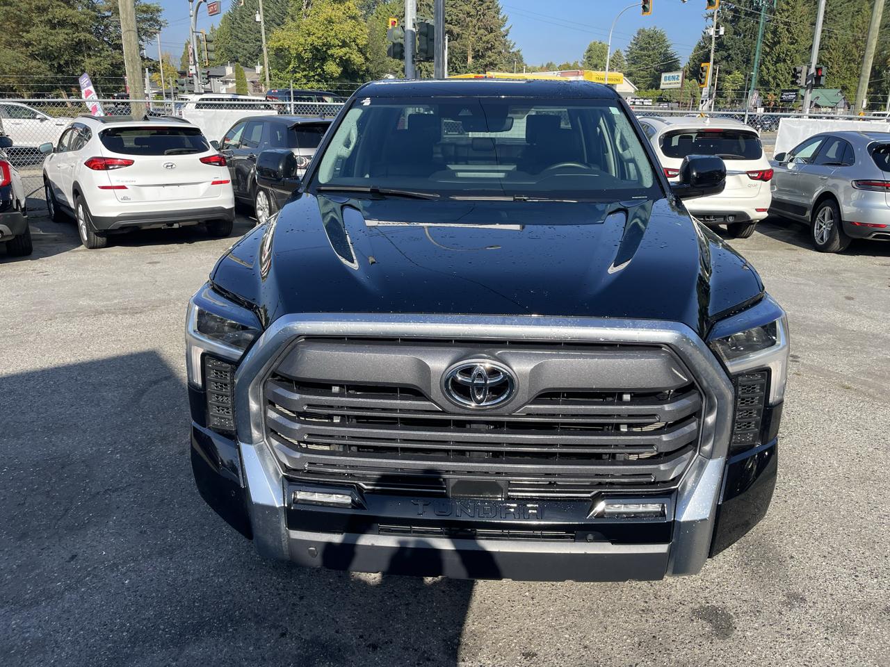 Toyota Tundra 4WD Platinum CrewMax 6.5' Bed (Natl) 2025