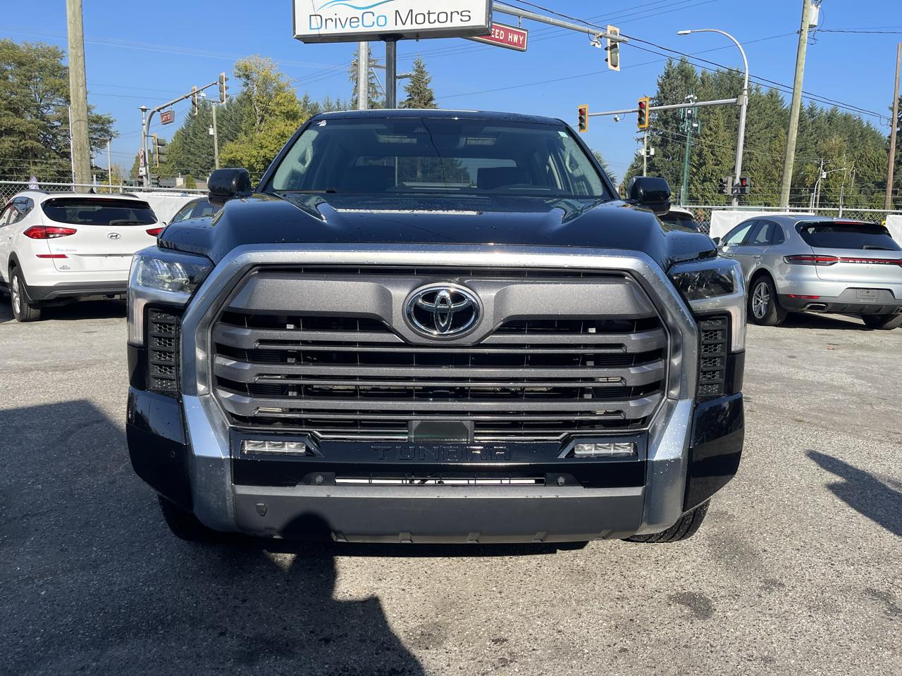 Toyota Tundra 4WD Platinum CrewMax 6.5' Bed (Natl) 2025
