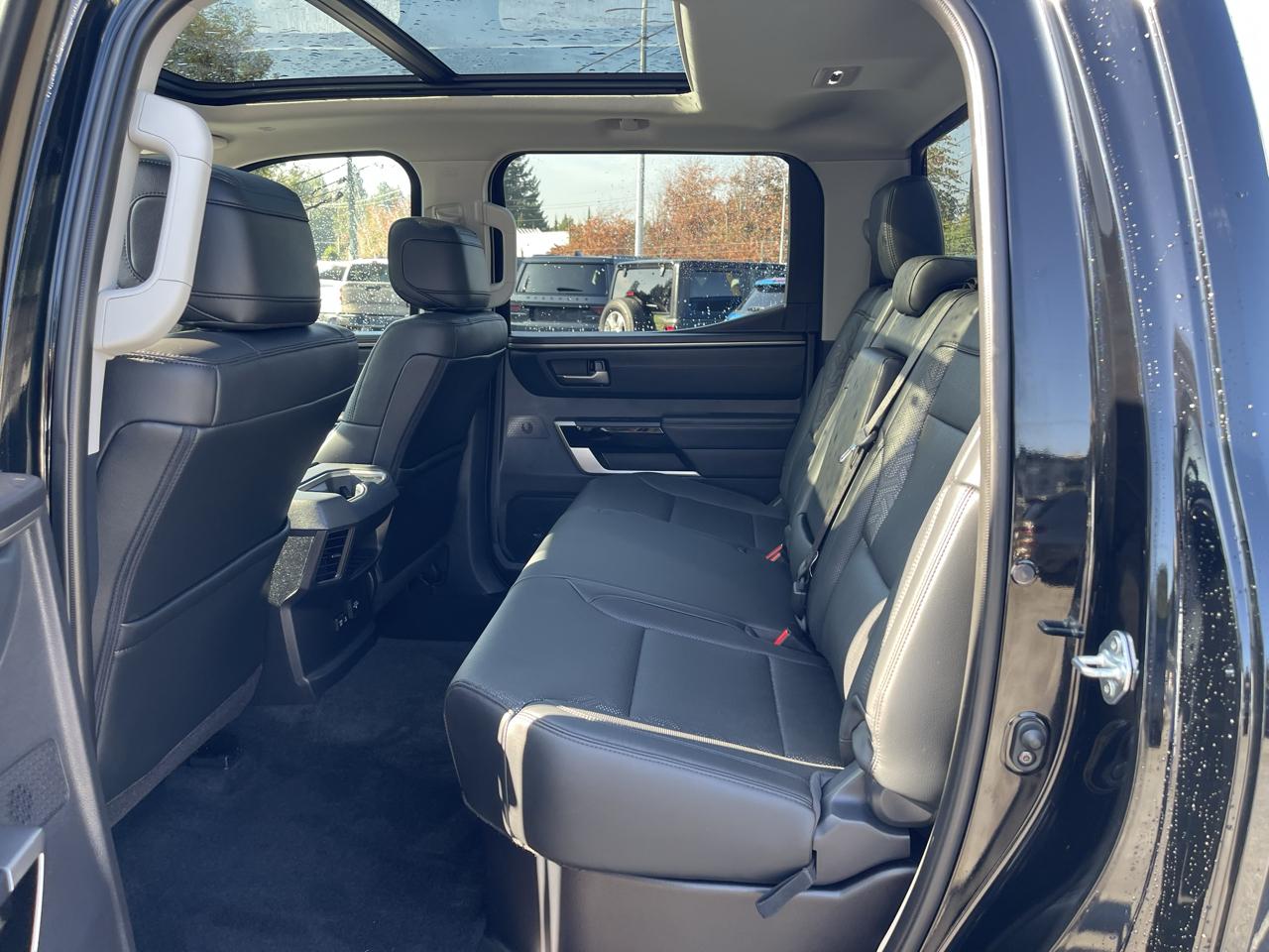 Toyota Tundra 4WD Platinum CrewMax 6.5' Bed (Natl) 2025