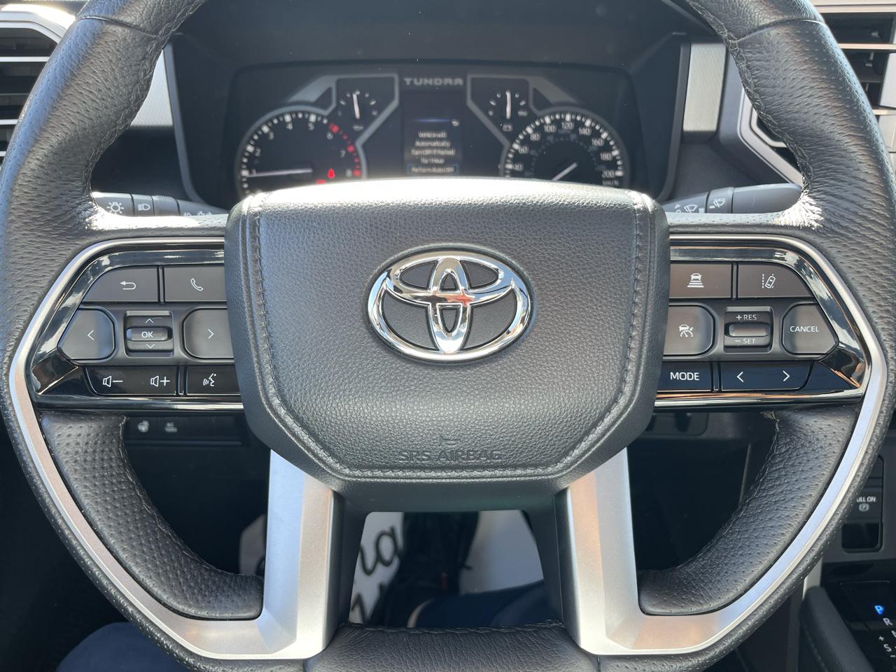 Toyota Tundra 4WD Platinum CrewMax 6.5' Bed (Natl) 2025