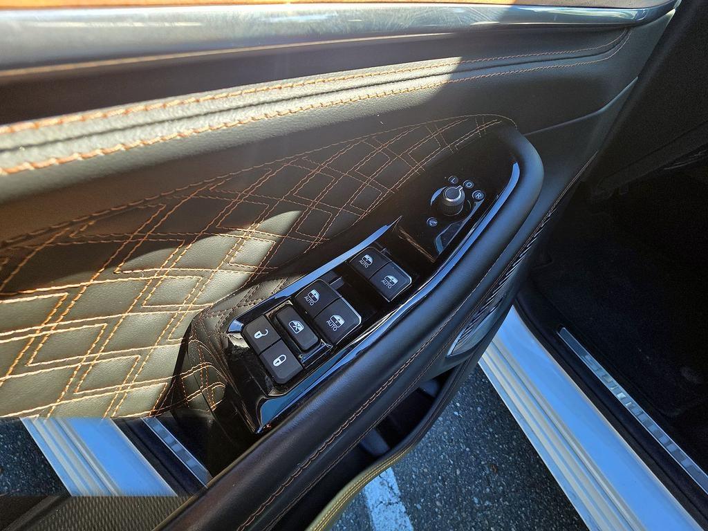 Jeep Grand Cherokee L Summit Reserve 4x4 2024