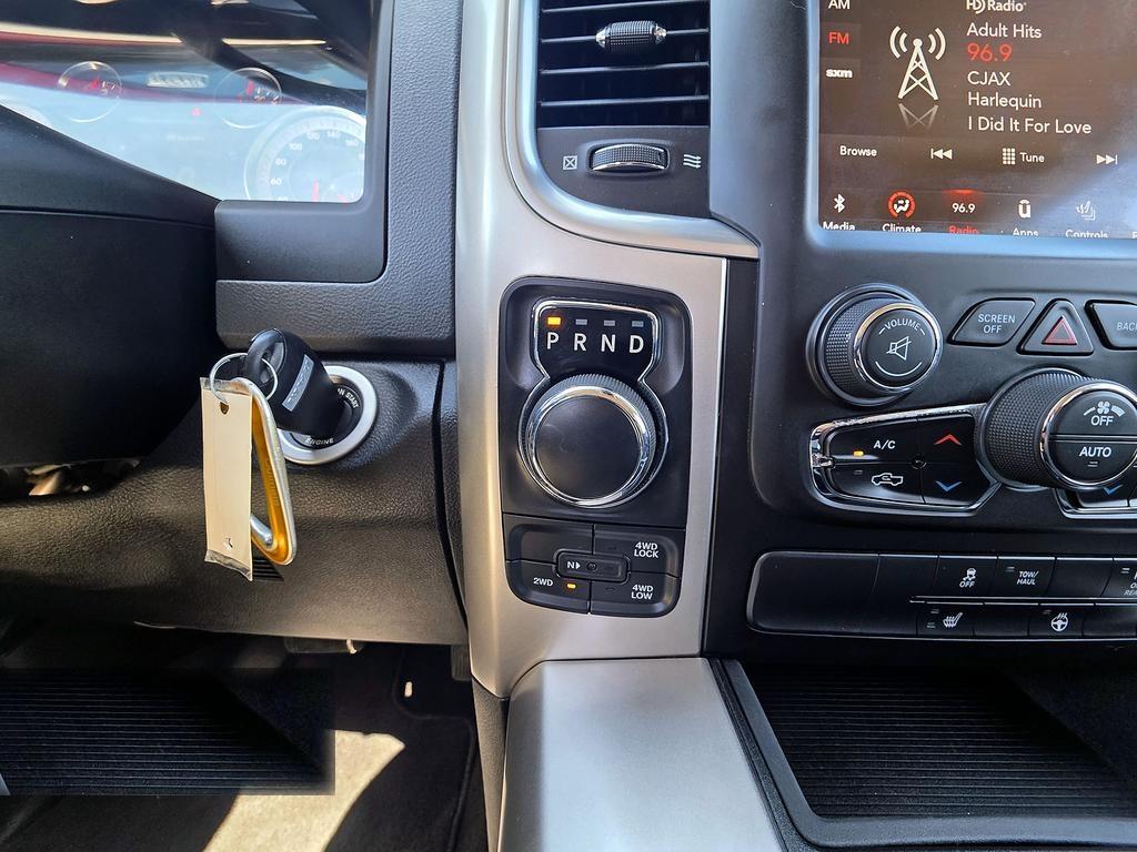 RAM 1500 Classic Warlock 4x4 Quad Cab 6'4" Box 2019