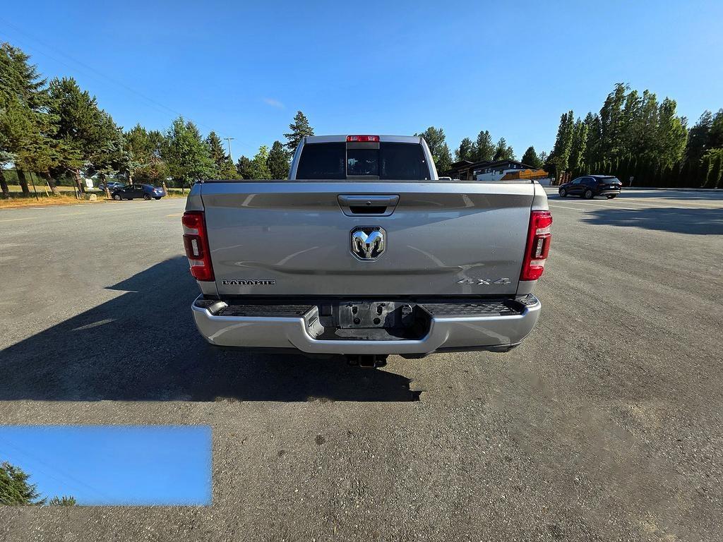 RAM 3500 Laramie 4x4 Crew Cab 6'4" Box 2023