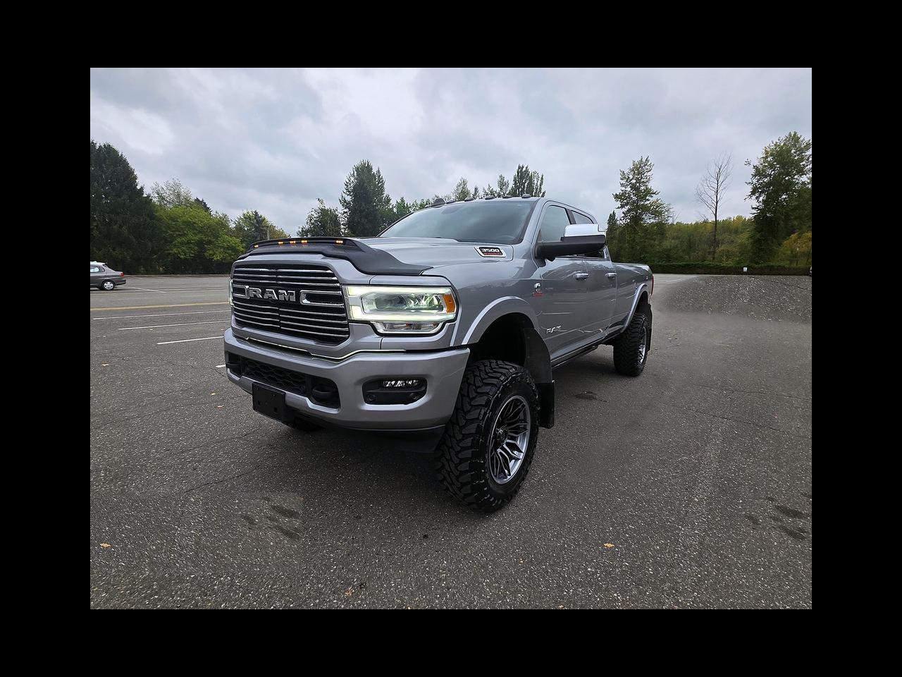 RAM 3500 Laramie 4x4 Crew Cab 8' Box 2020