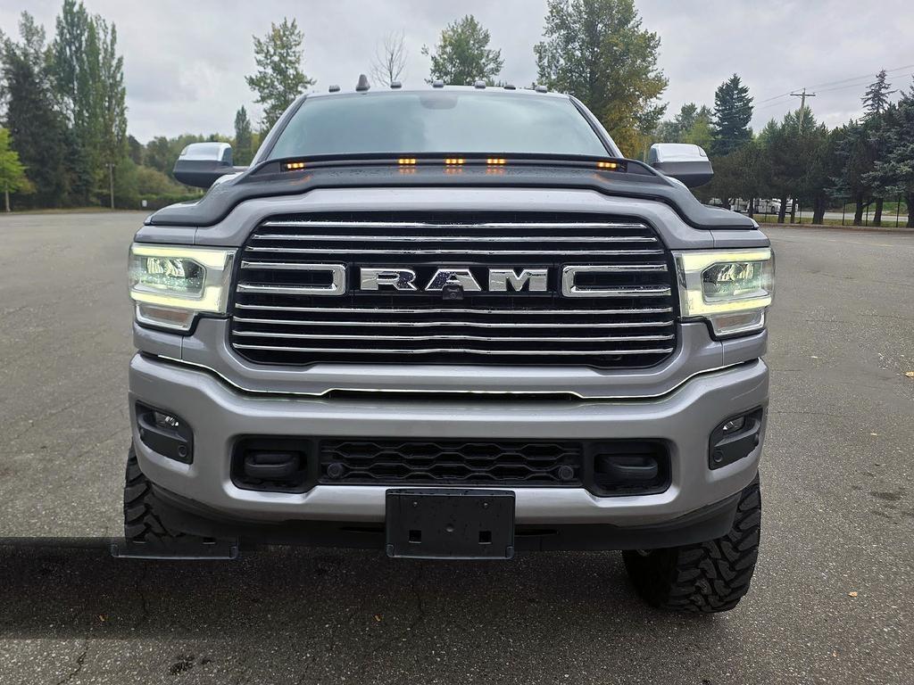 RAM 3500 Laramie 4x4 Crew Cab 8' Box 2020