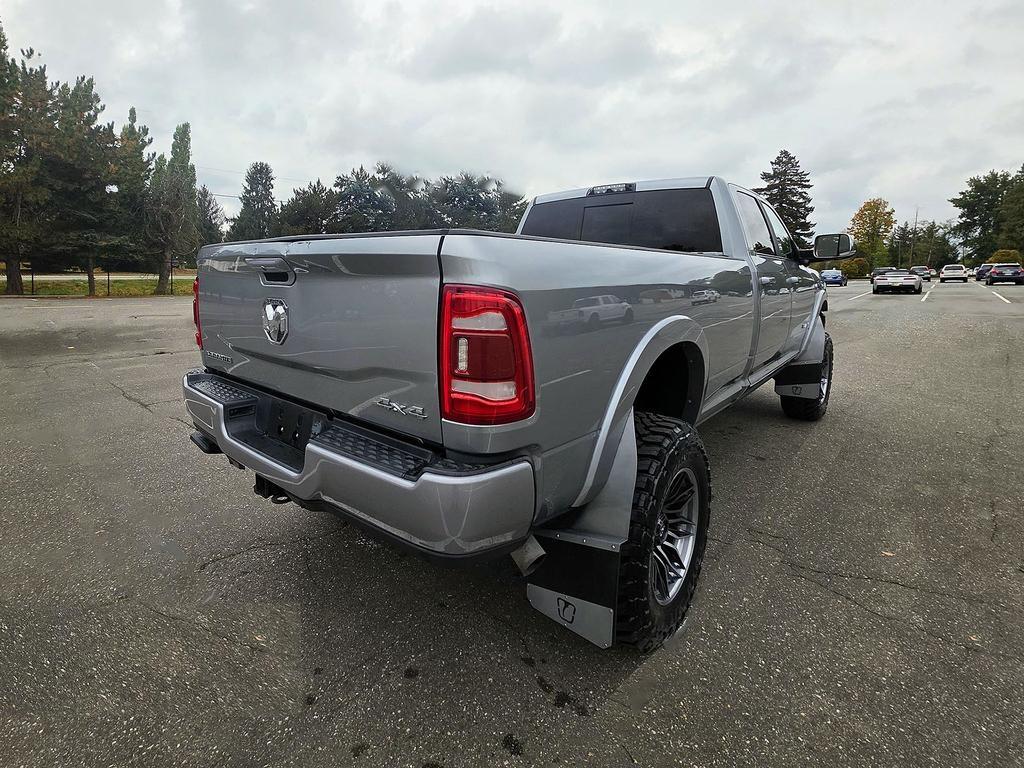 RAM 3500 Laramie 4x4 Crew Cab 8' Box 2020