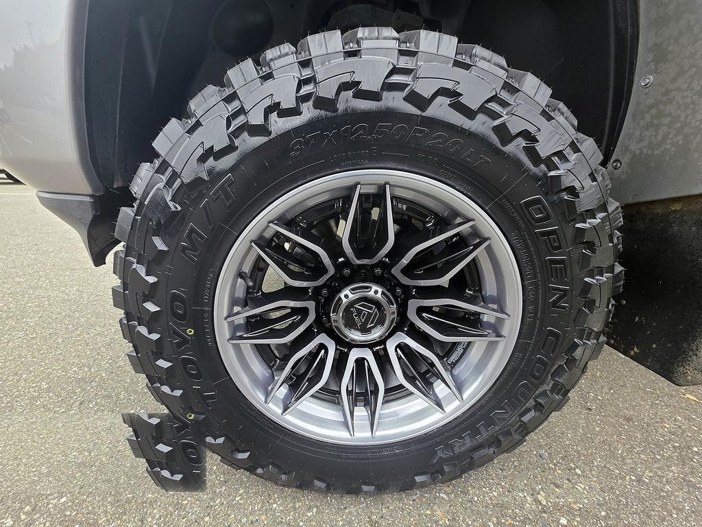RAM 3500 Laramie 4x4 Crew Cab 8' Box 2020