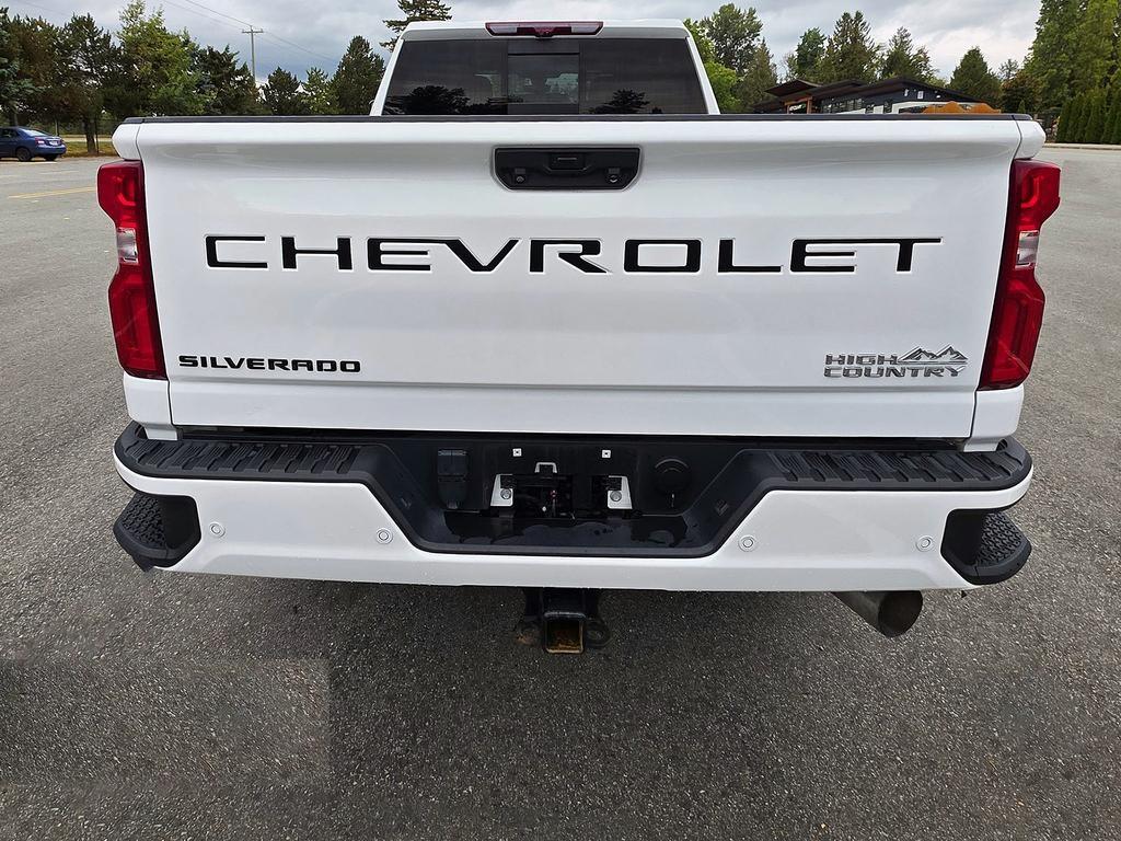 Chevrolet Silverado 3500HD 4WD Crew Cab 159" High Country 2023