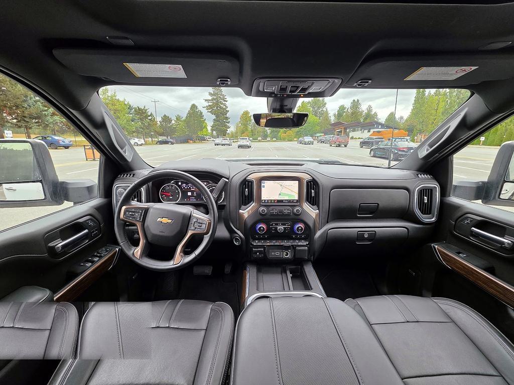 Chevrolet Silverado 3500HD 4WD Crew Cab 159" High Country 2023
