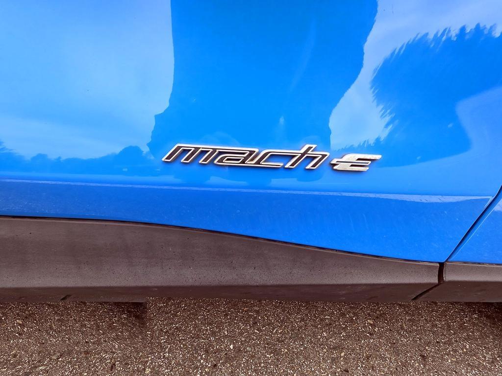 Ford Mustang Mach-E Select RWD 2023