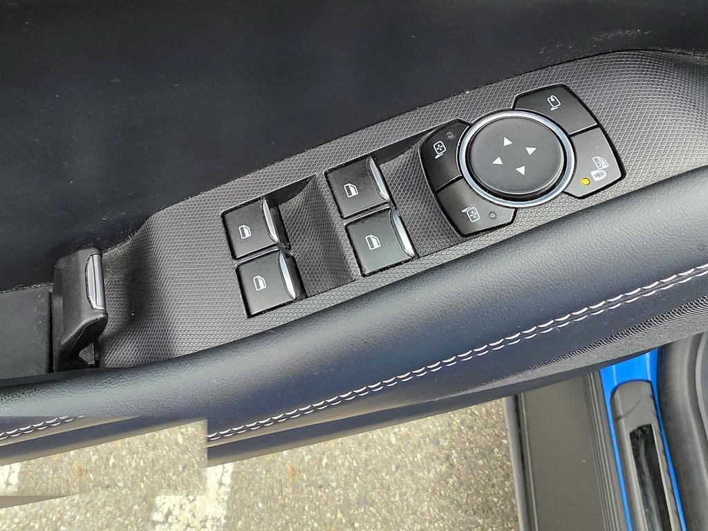 Ford Mustang Mach-E Select RWD 2023