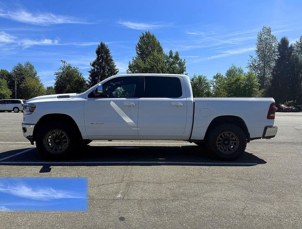 RAM 1500 Laramie 4x4 Crew Cab 5'7" Box 2023
