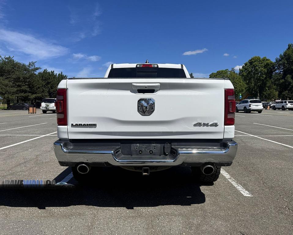 RAM 1500 Laramie 4x4 Crew Cab 5'7" Box 2023