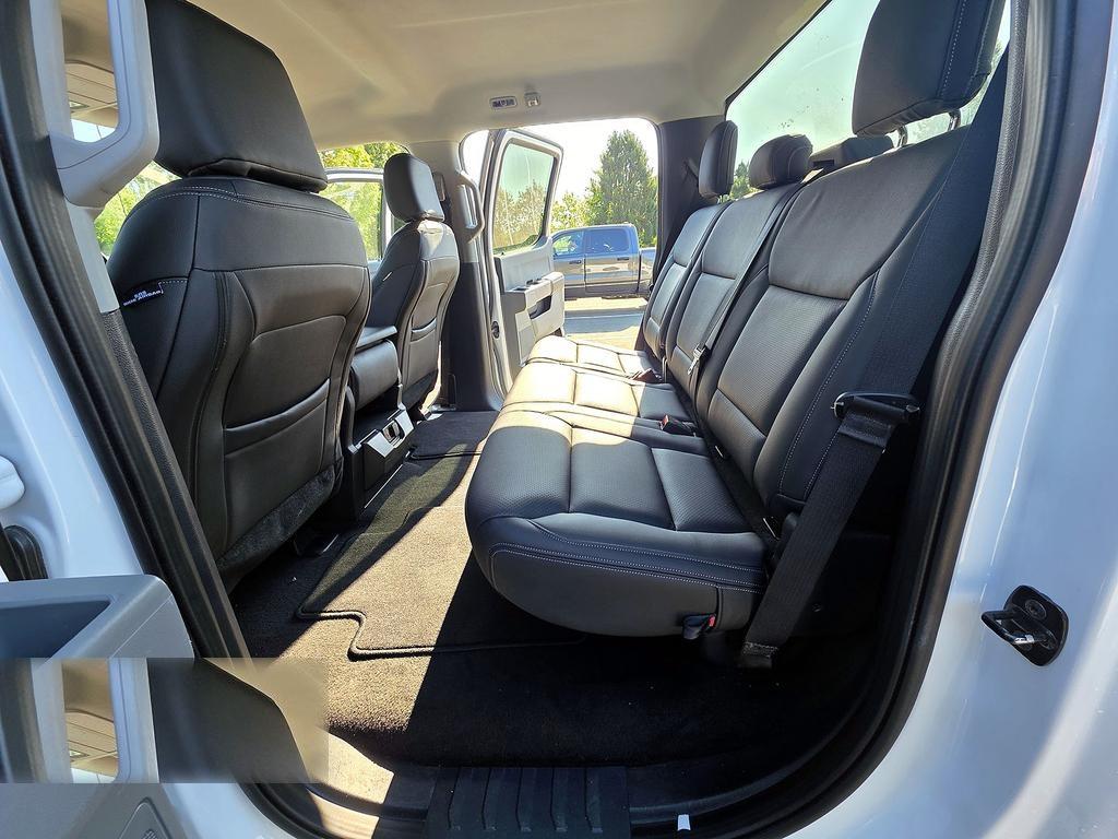 Ford Super Duty F-350 SRW King Ranch 4WD Crew Cab 8' Box 2024