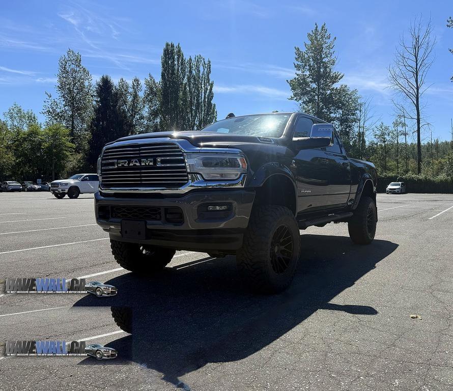 RAM 3500 Laramie 4x4 Crew Cab 6'4" Box 2023