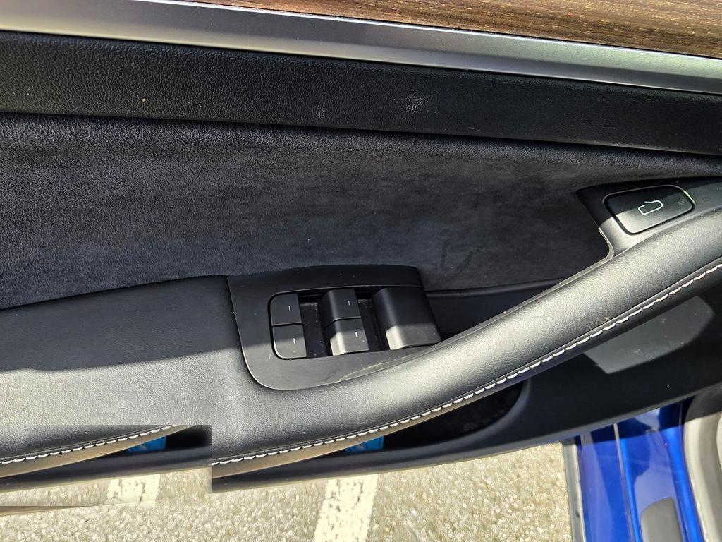 Tesla Model Y Long Range AWD 2023
