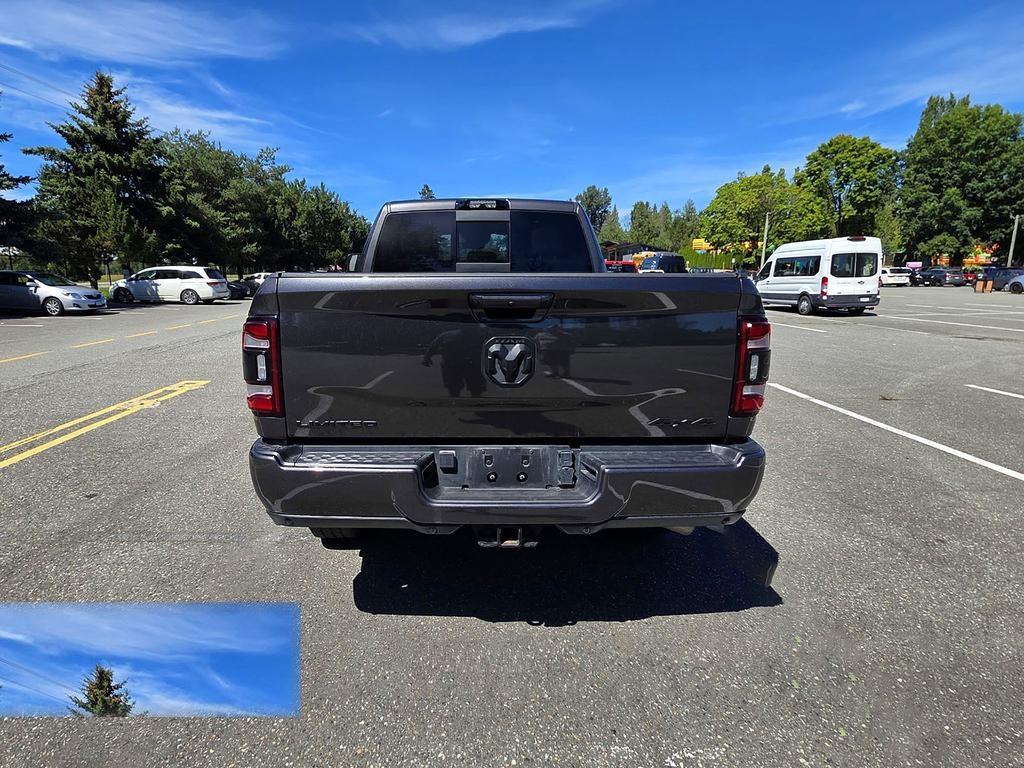 RAM 3500 Limited 4x4 Crew Cab 6'4" Box 2024