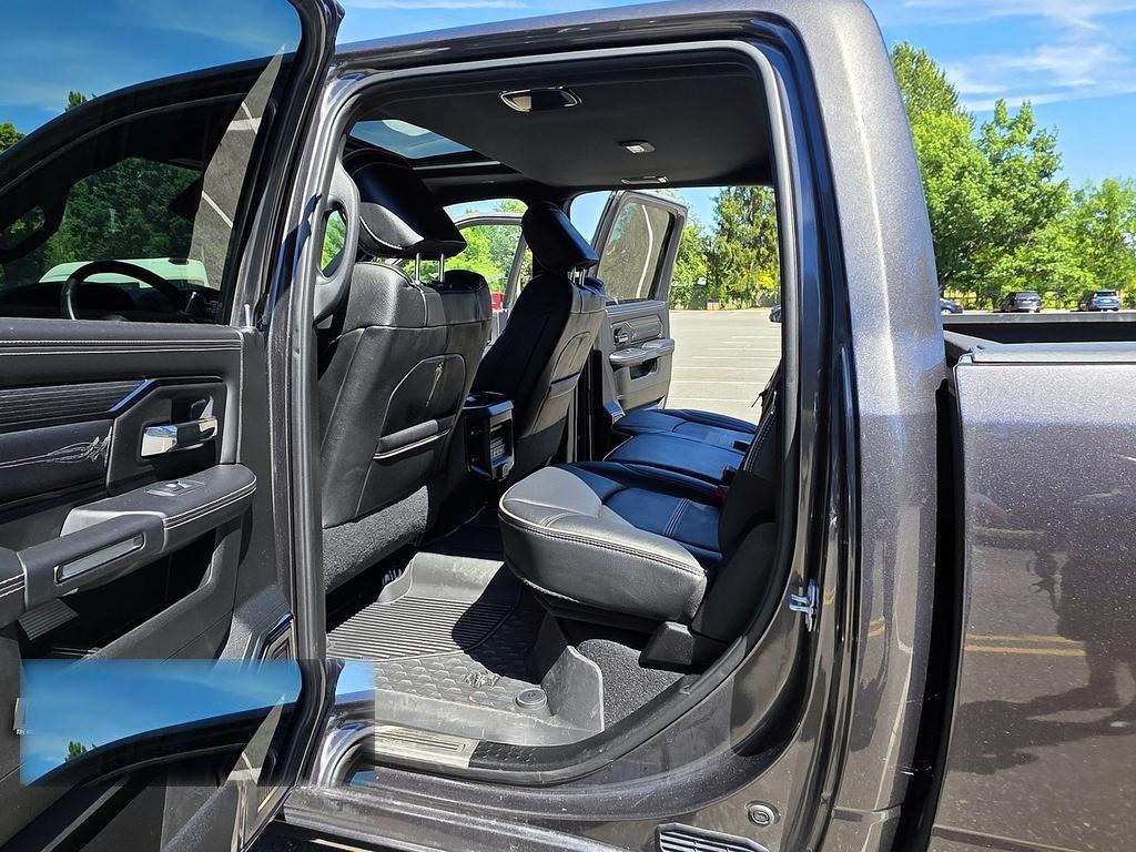 RAM 3500 Limited 4x4 Crew Cab 6'4" Box 2024