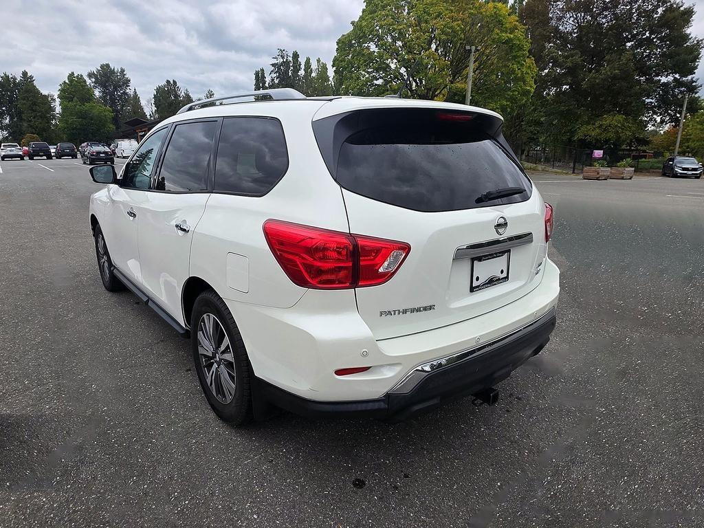 Nissan Pathfinder 4x4 Platinum 2017