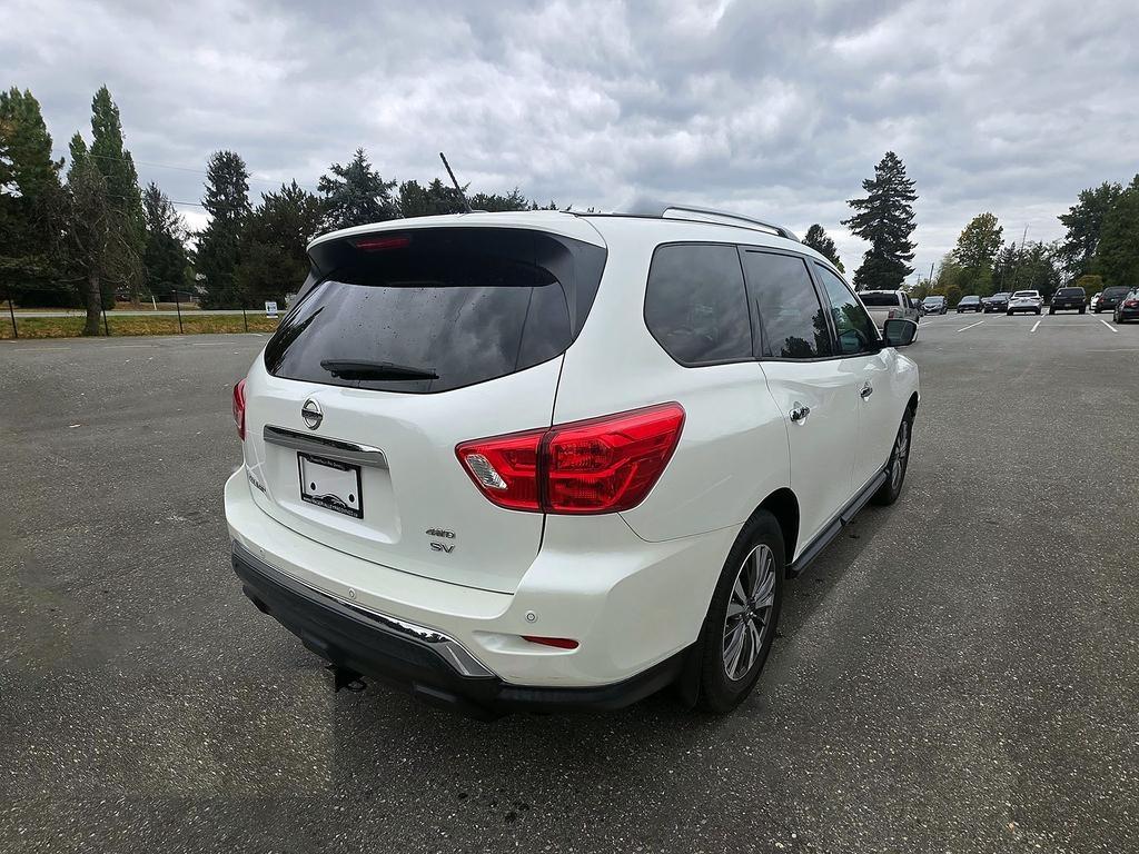 Nissan Pathfinder 4x4 Platinum 2017
