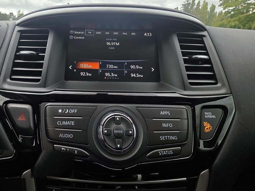 Nissan Pathfinder 4x4 Platinum 2017