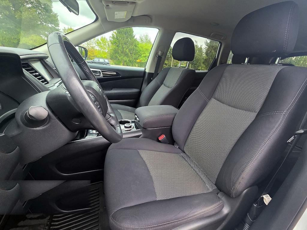 Nissan Pathfinder 4x4 Platinum 2017