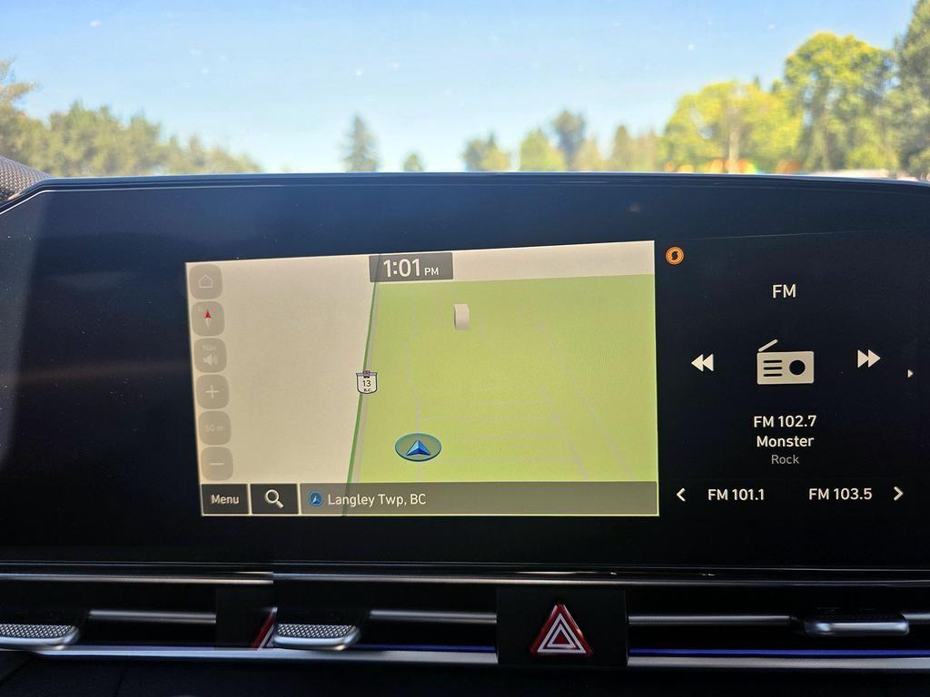 Hyundai Elantra Preferred IVT w/Tech Pkg 2025