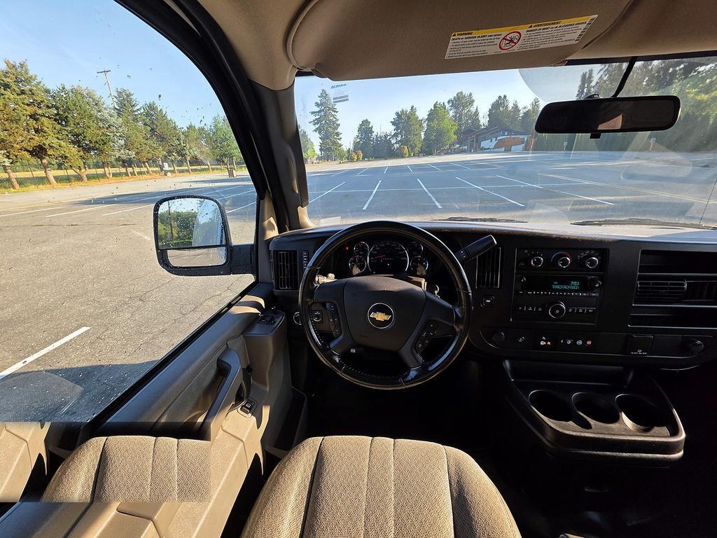 Chevrolet Express Cargo Van RWD 2500 135" 2023