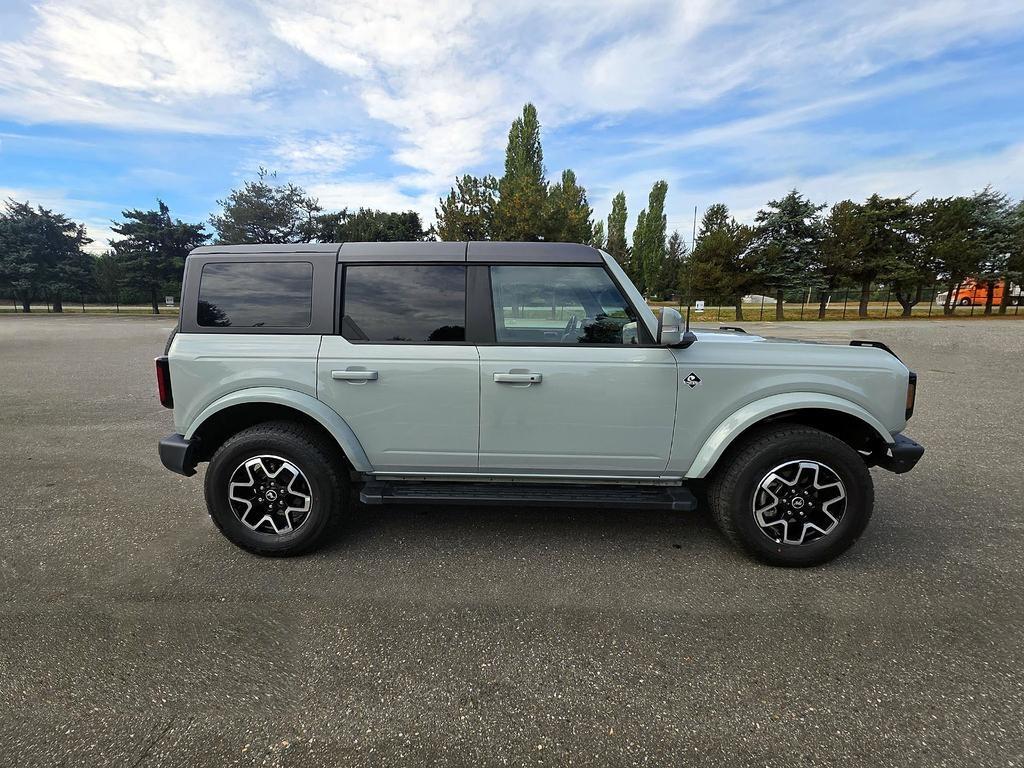 Ford Bronco Outer Banks 4 Door 4x4 2024