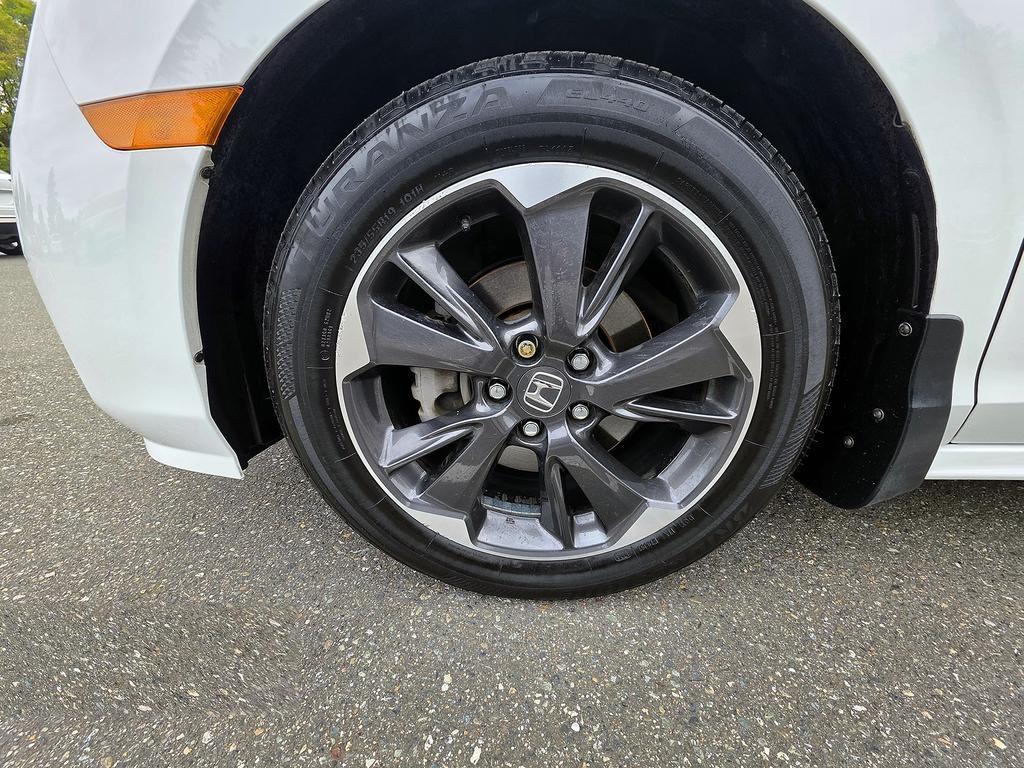 Honda Odyssey Touring Auto 2022