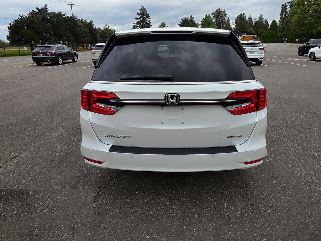 Honda Odyssey Touring Auto 2022