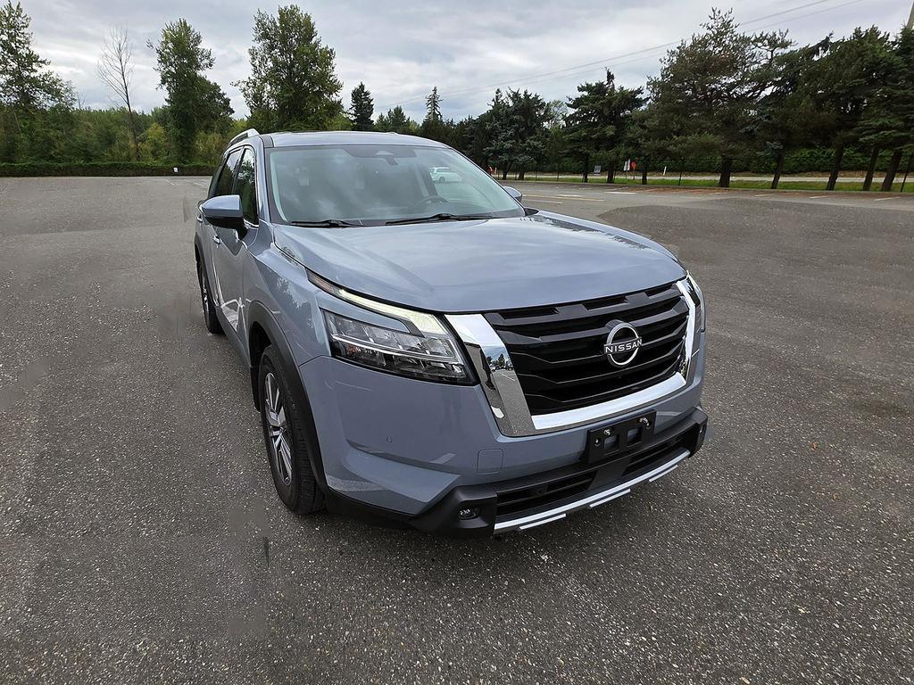Nissan Pathfinder SL 4WD 2023