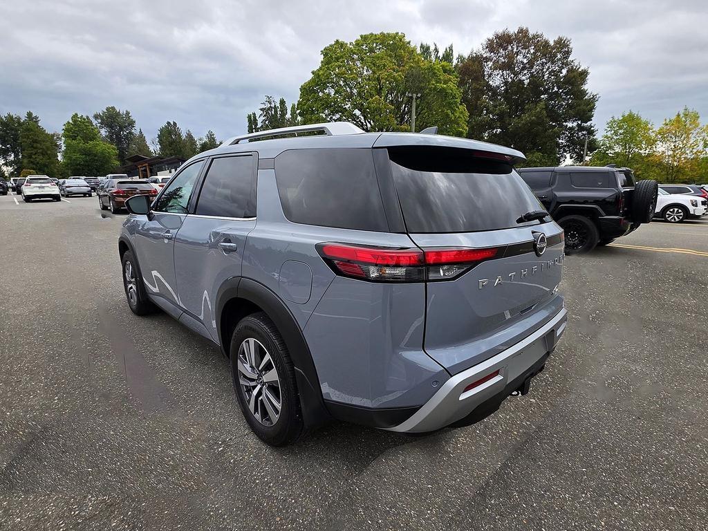 Nissan Pathfinder SL 4WD 2023