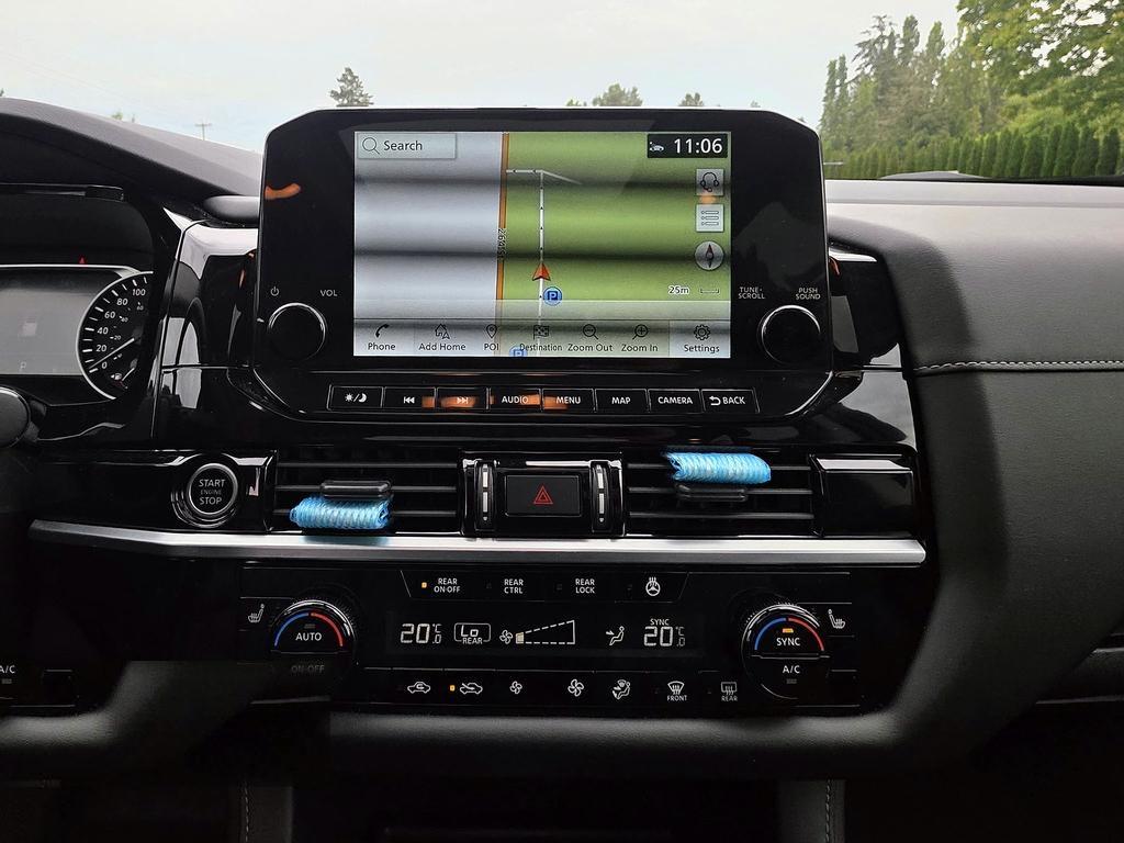 Nissan Pathfinder SL 4WD 2023