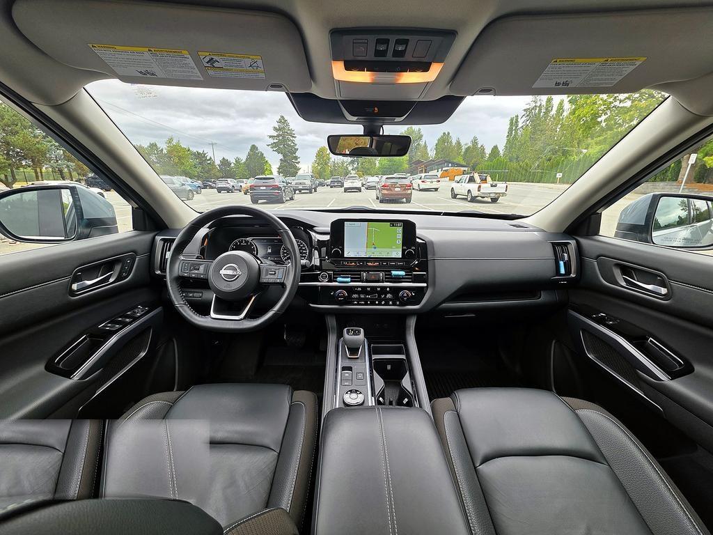 Nissan Pathfinder SL 4WD 2023
