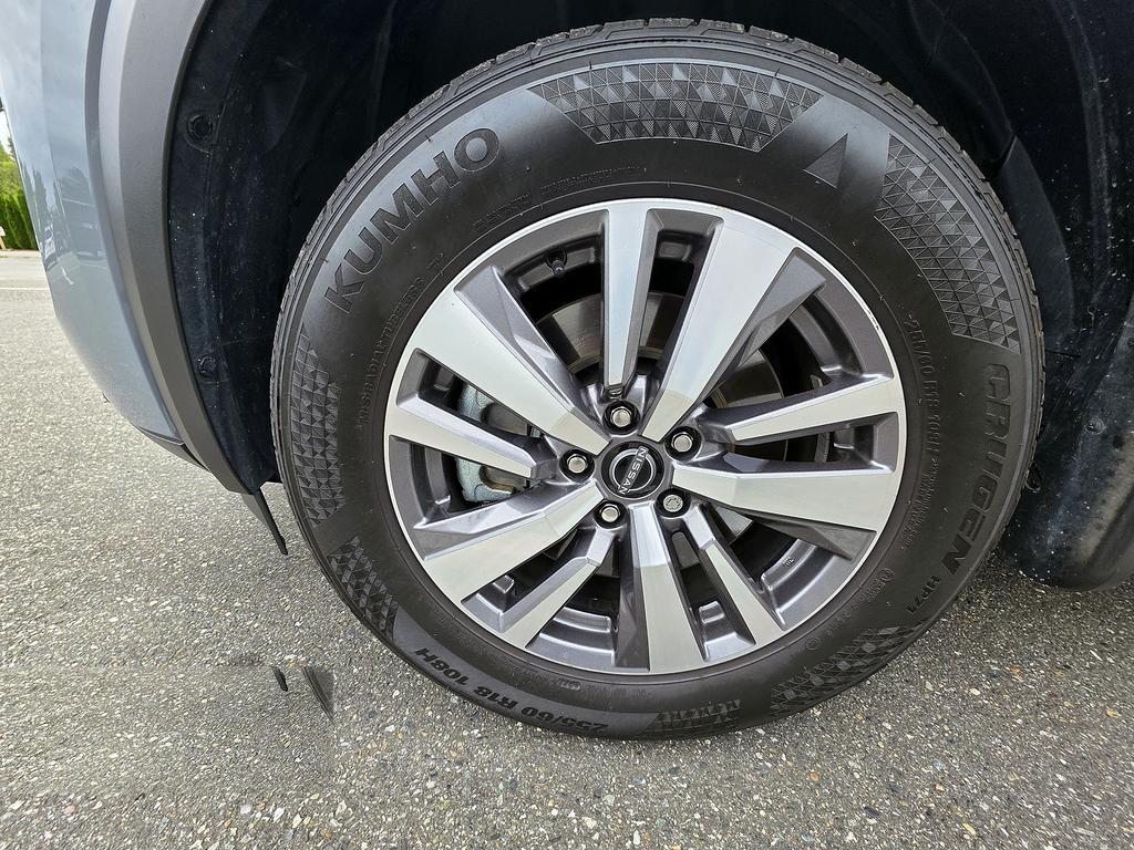 Nissan Pathfinder SL 4WD 2023