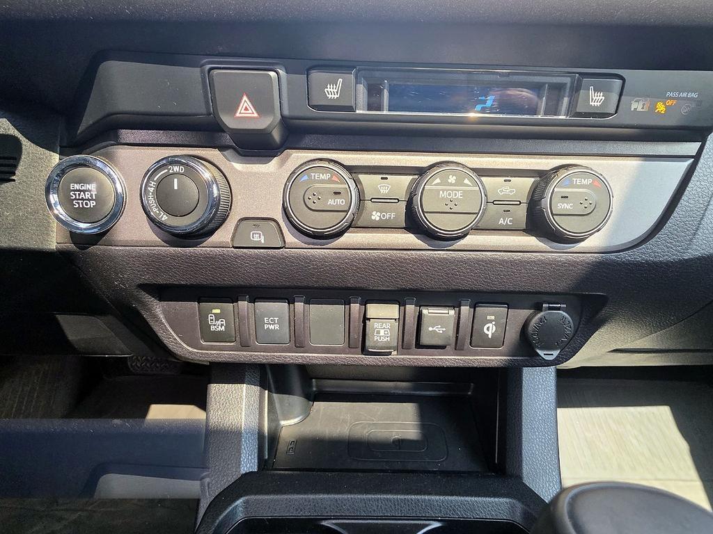 Toyota Tacoma 4WD TRD Off Road Double Cab 5' Bed V6 MT (Natl) 2023